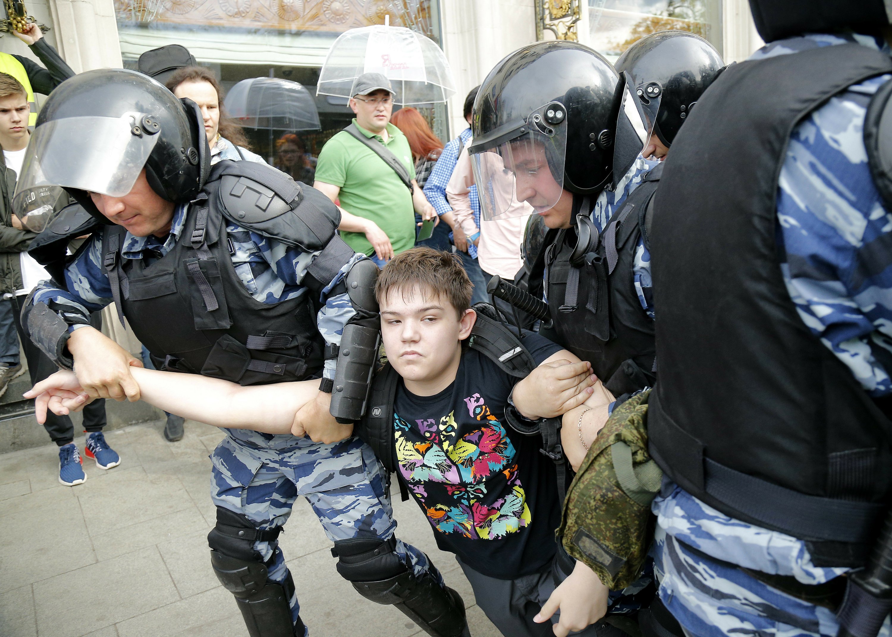 Thousands protest across Russia; opposition leader arrested