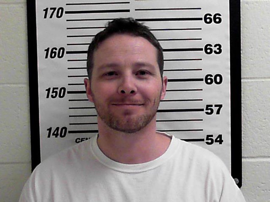 Last User: APGBL\feltman, SALT LAKE CITY (AP) â€” A U.S. Navy veteran in Utah was arrested Wednesday in connection with suspicious envelopes that were sent to President Donald Trump and top military chiefs., , William Clyde Allen III,