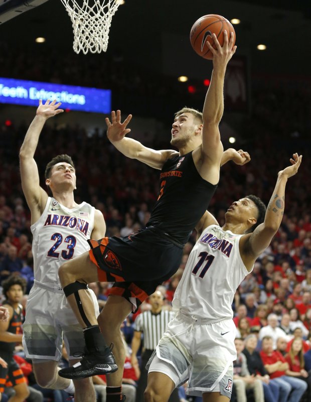 Williams Scores 20 Arizona Beats Oregon State 82 71