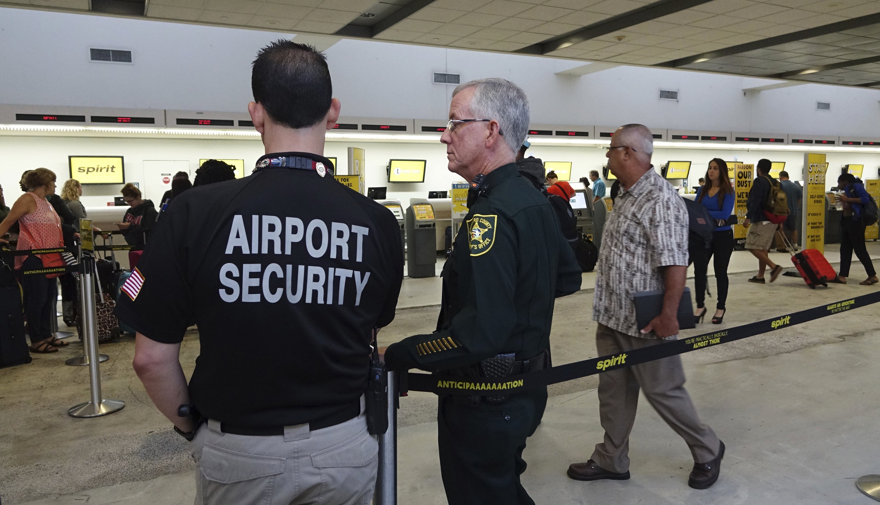 Airport chaos, flights canceled: Spirit Airlines apologizes