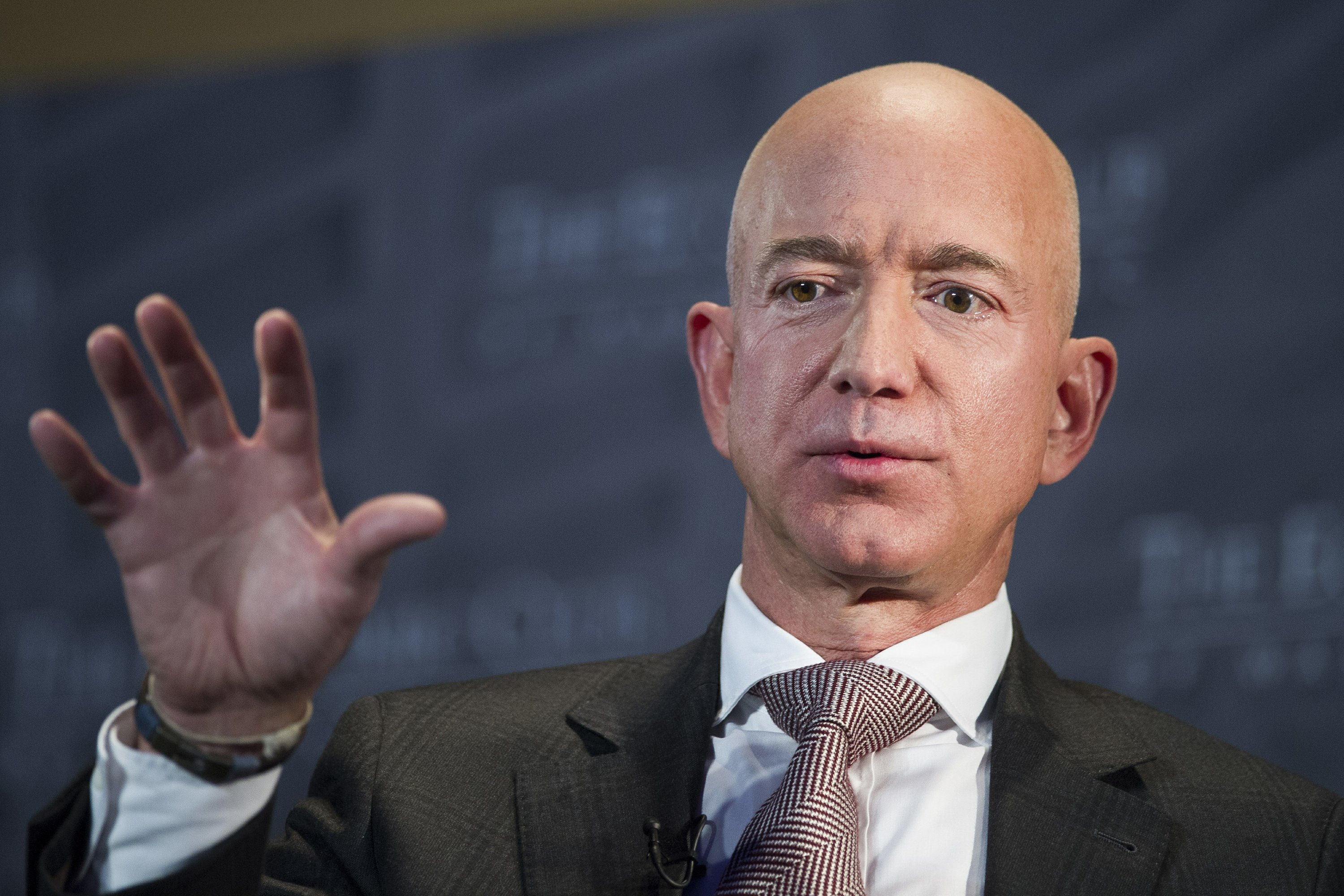 memeorandum: Bezos says Enquirer threatened to publish revealing pics ...