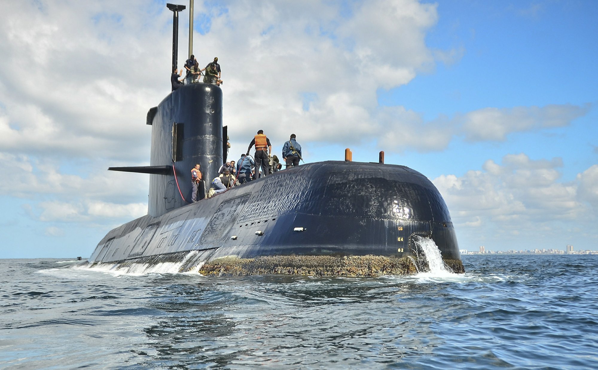 argentina-minister-says-country-without-means-to-rescue-sub-ap-news