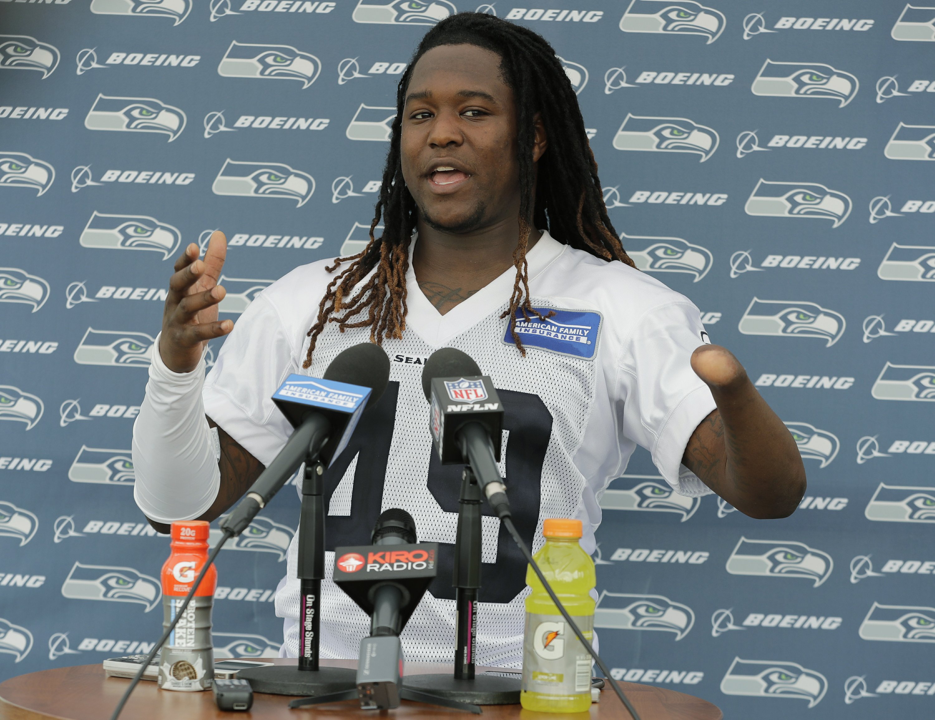 Shaquem Griffin ready to have focus on football in Seattle AP News