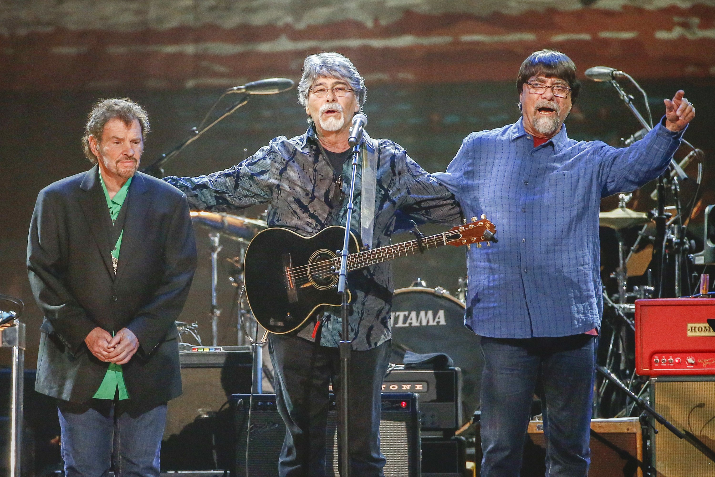 Country group Alabama extends 50th anniversary tour AP News