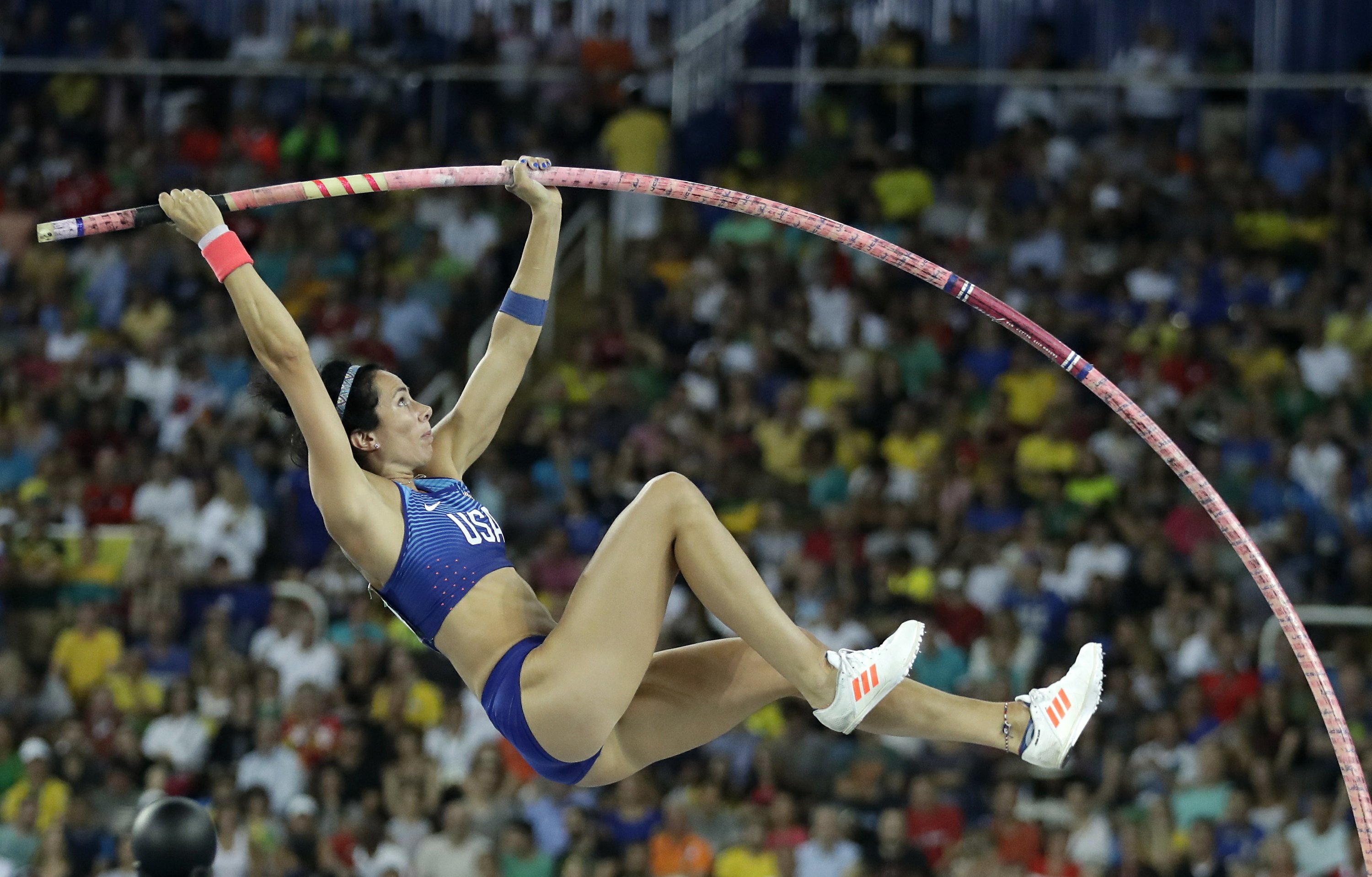 A sick Jenn Suhr can't defend title in Olympic pole vault.