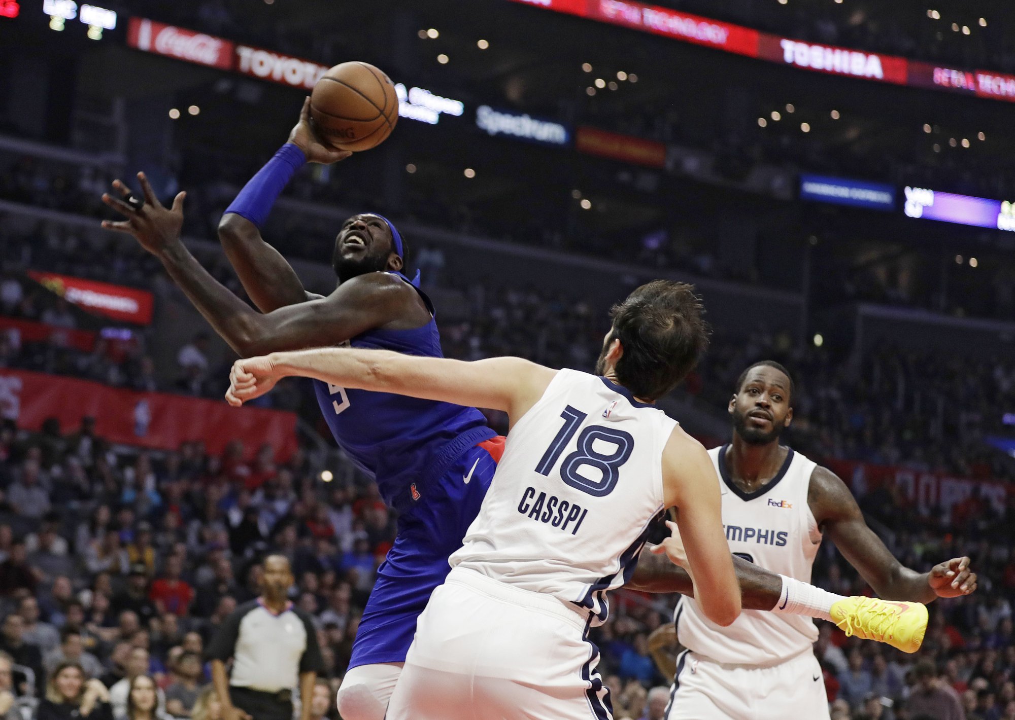 Montrezl Harrell, Omri Casspi