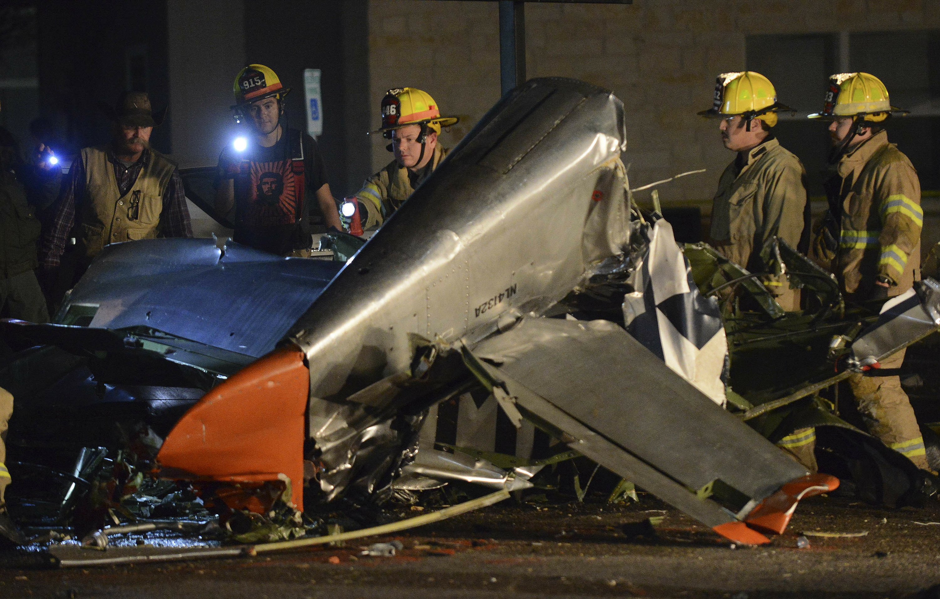 WWII pilot killed in vintage airplane crash in Texas AP News