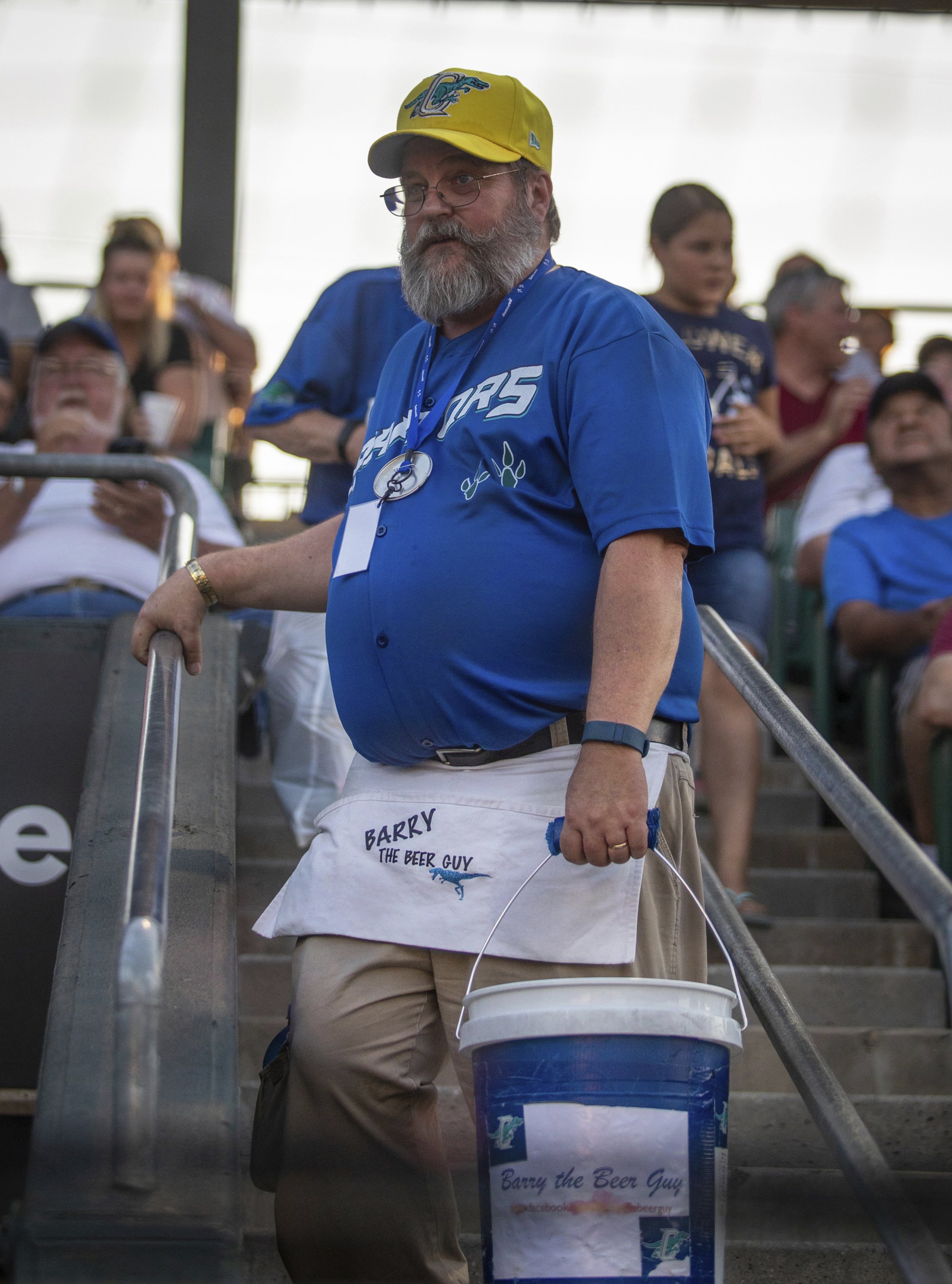 barry-the-beer-guy-a-fixture-for-fans-at-ogden-ballpark-ap-news