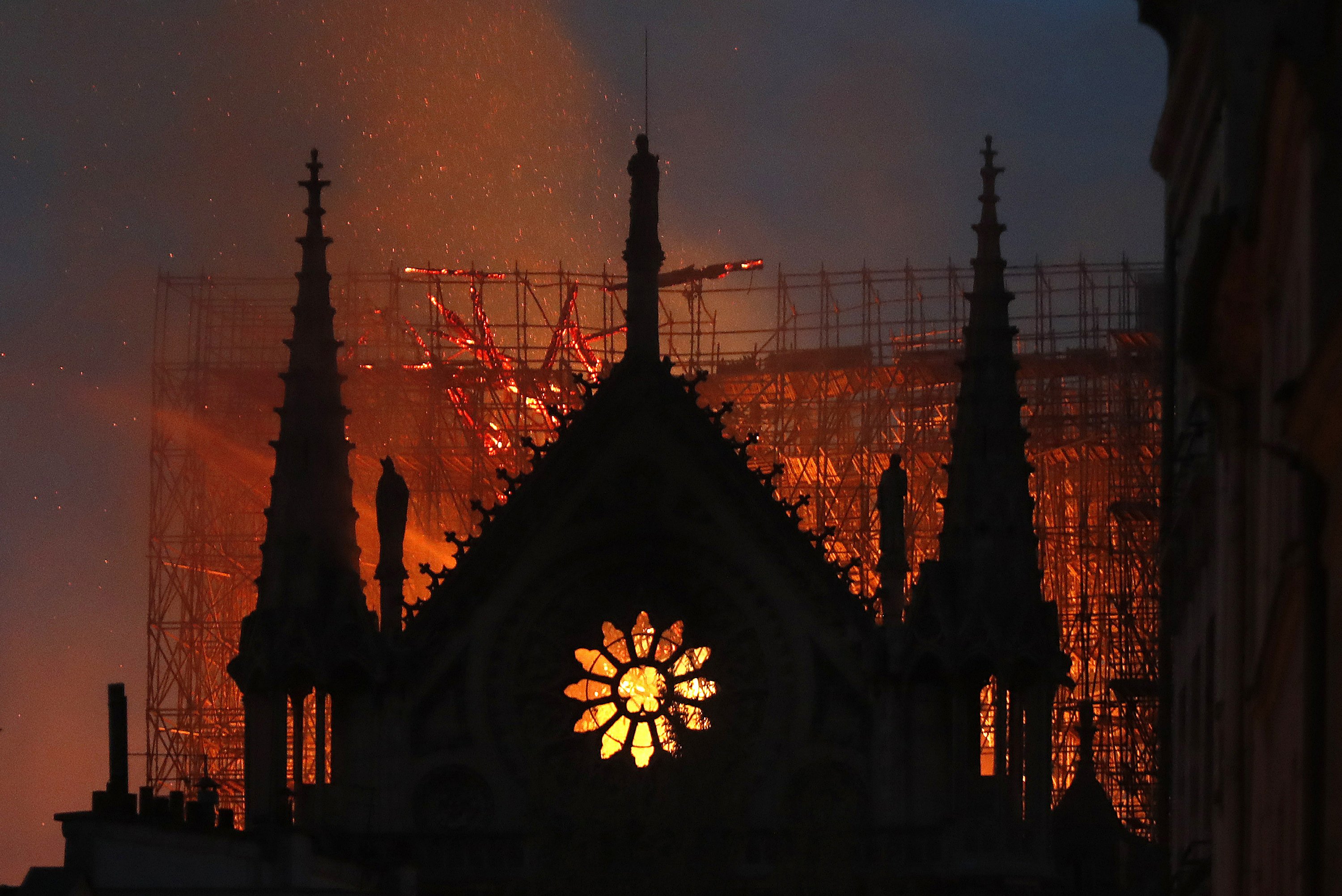 View Cathédrale Notre-Dame De Paris Fire Pictures