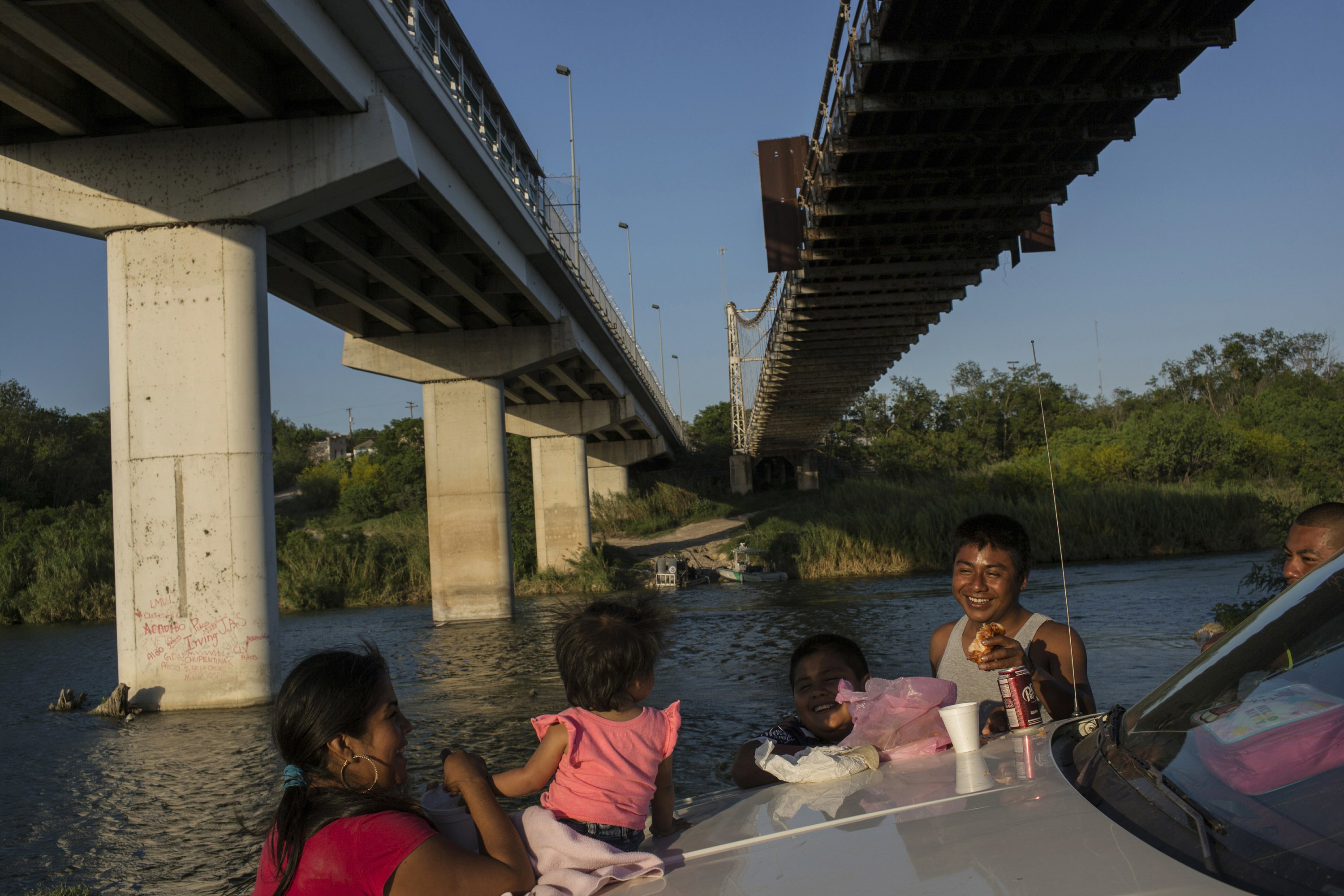 Border Wall Could Leave Some Americans On Mexican Side Ap News