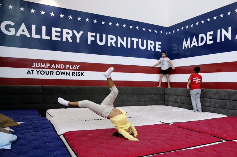 Grab A Mattress Businesses Become Storm Shelters In Texas