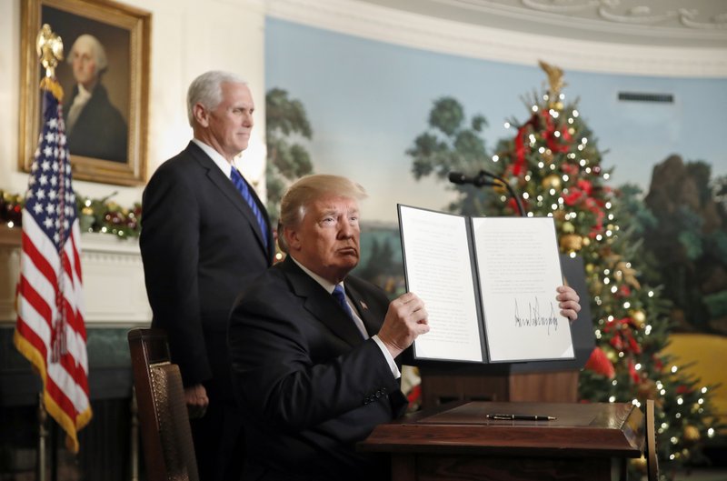 Donald Trump, Mike Pence