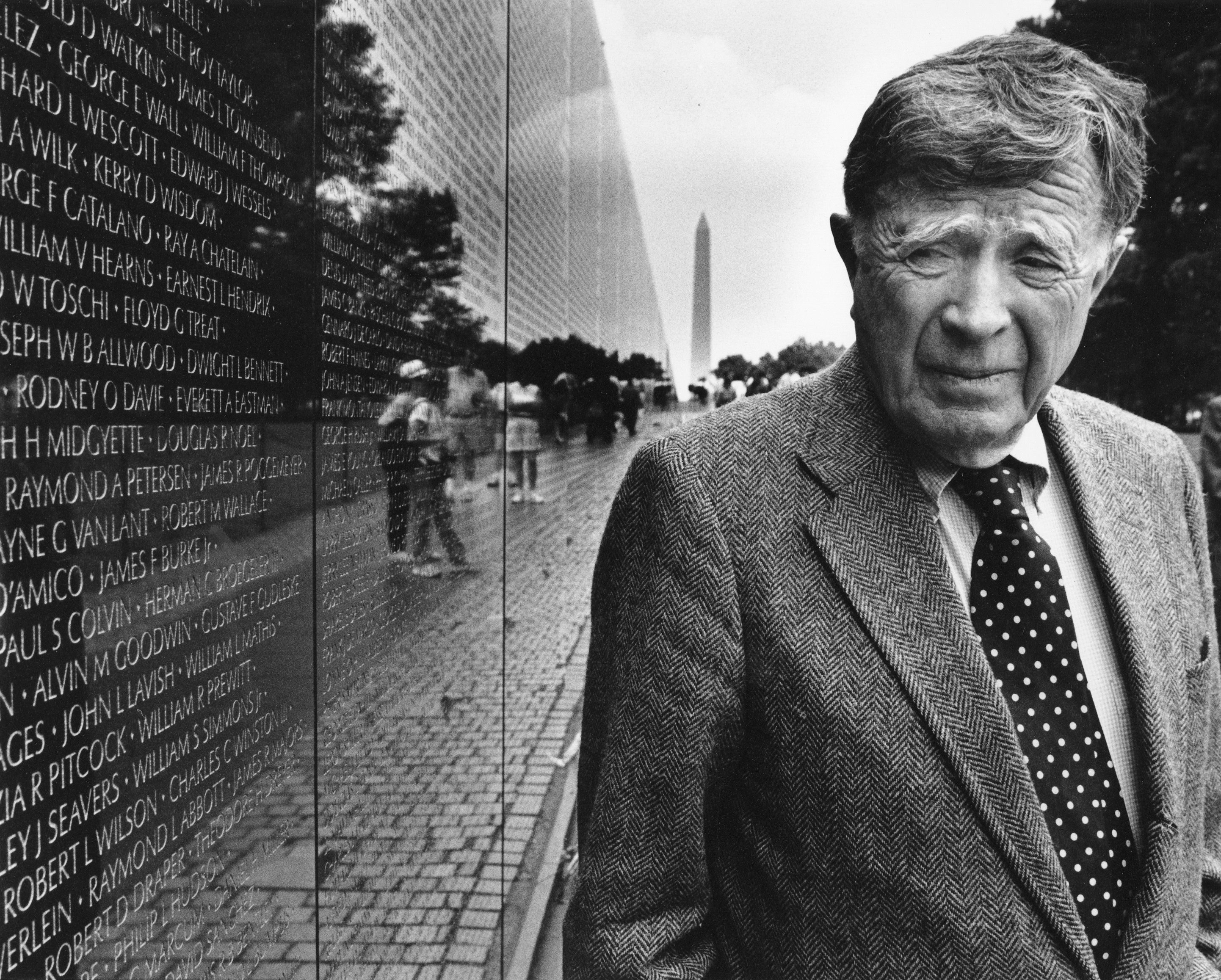 Eminent architecture historian Vincent Scully dead at 97 AP News