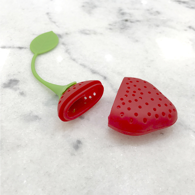 INFUSOR CHA FRUTA SILICONE 19X4,5X2CM