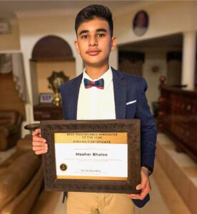 Maheer Bhaloo headshot with award
