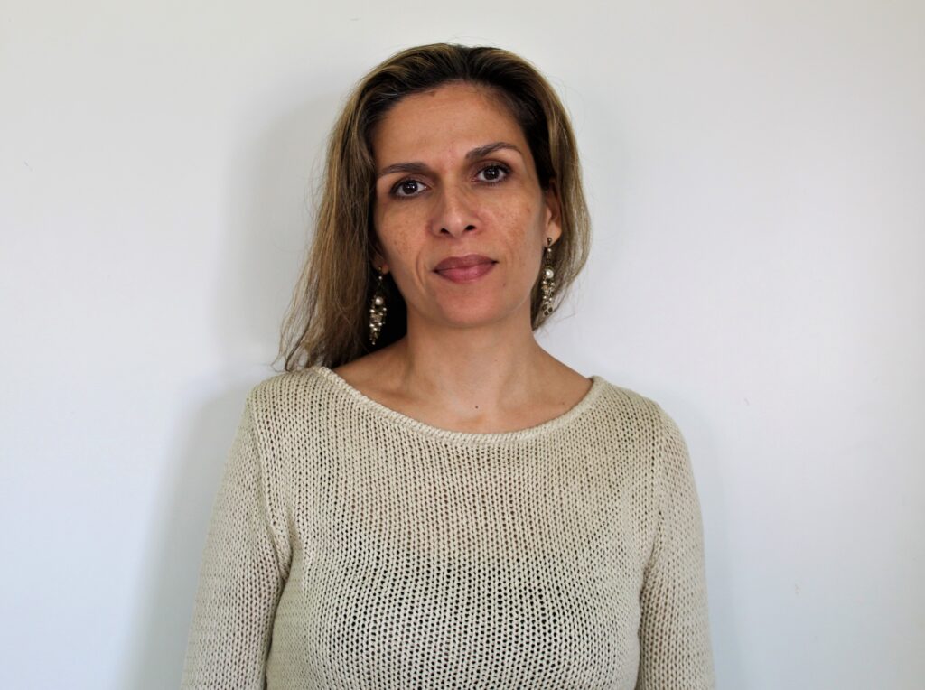 Headshot of Tania Ribeiro