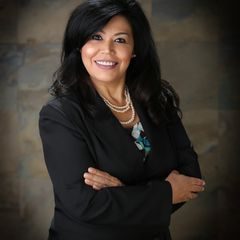 Linda L Banales