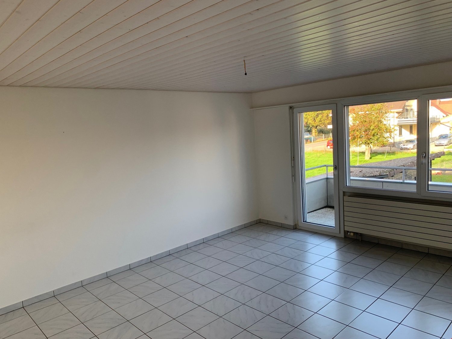 Bright 4-room apartment with balcony in Schwadernau - Mynd 3