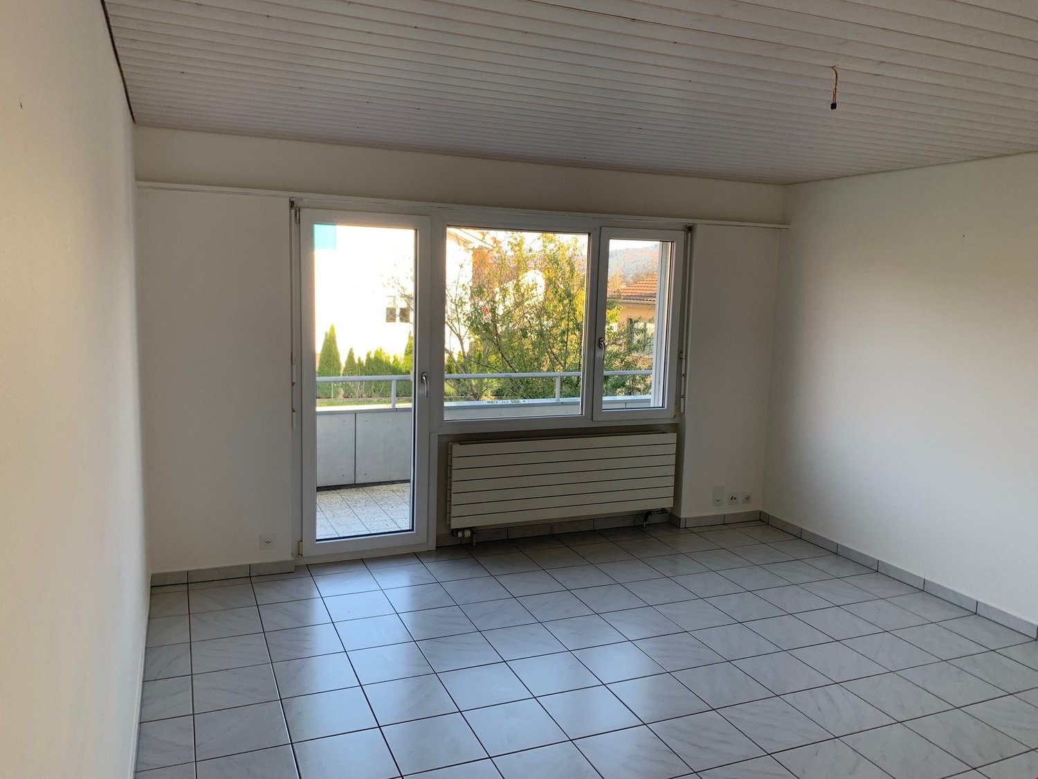 Bright 4-room apartment with balcony in Schwadernau - Mynd 4