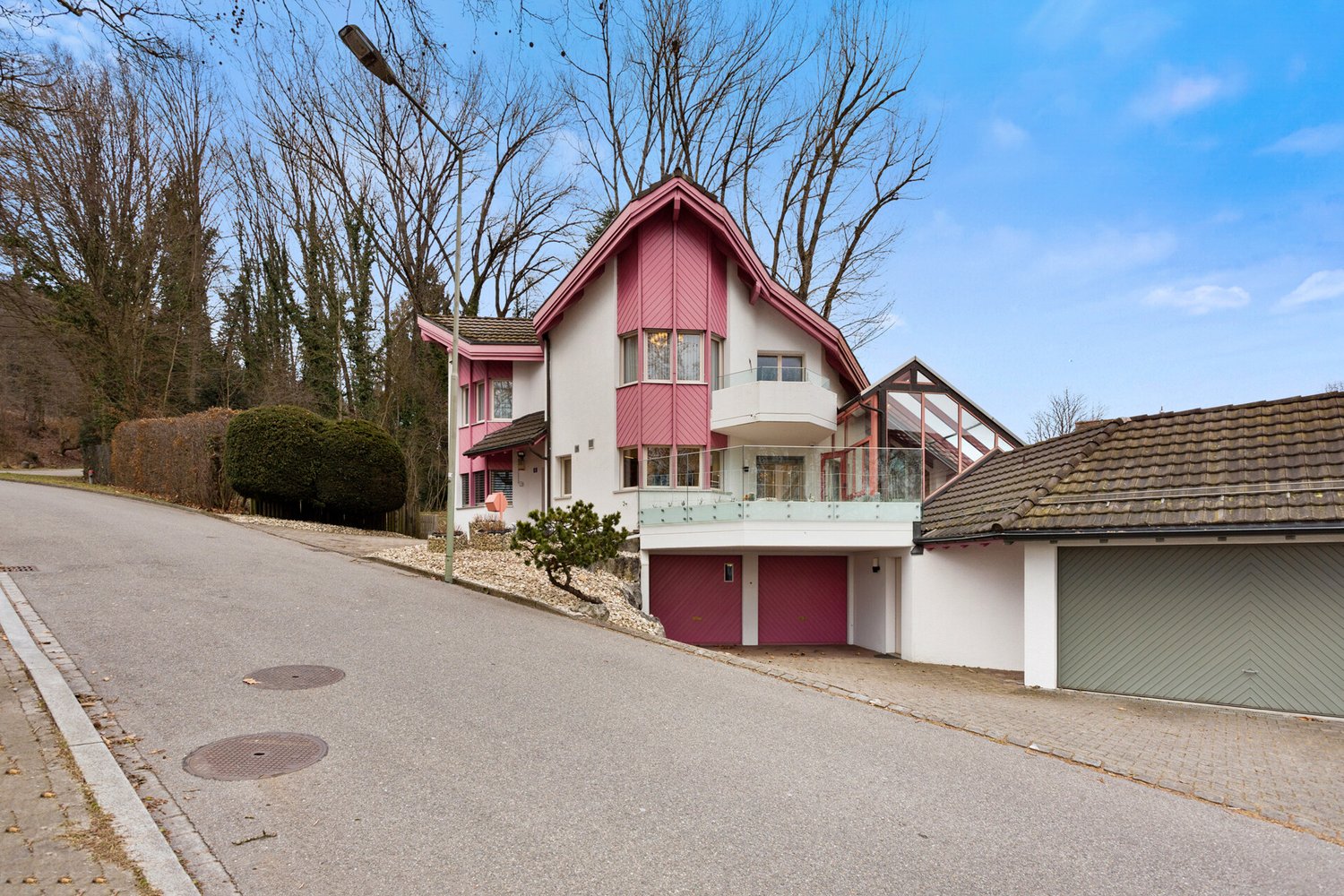Spacious Single-Family Home with Garden, Gallery, and Wellness Area - Vista 2
