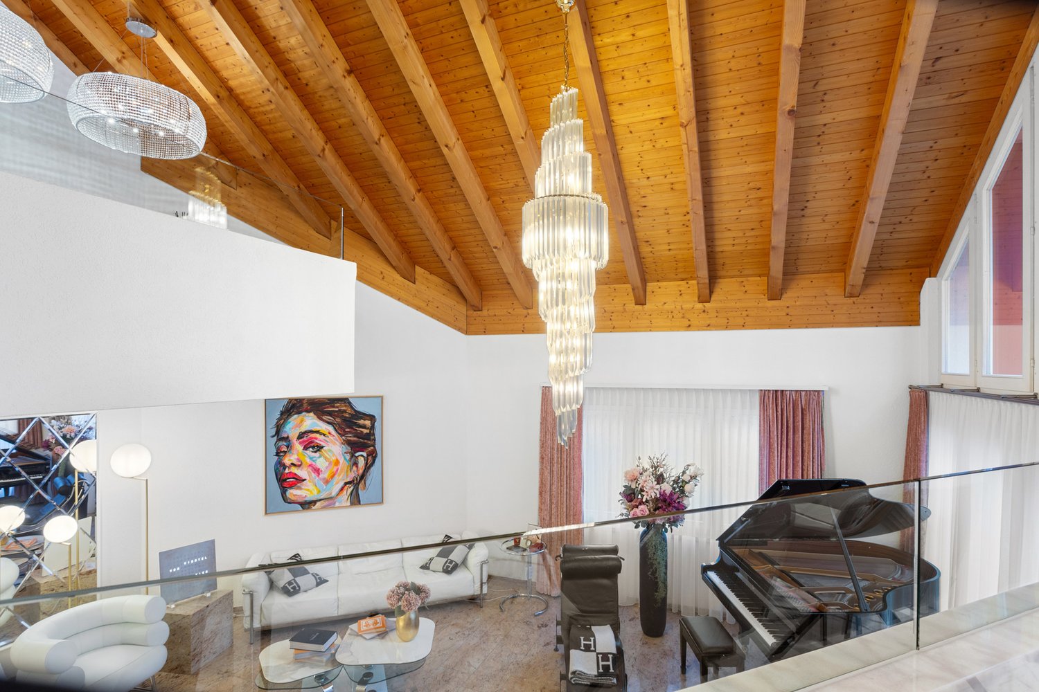 Spacious Single-Family Home with Garden, Gallery, and Wellness Area - Vista 5