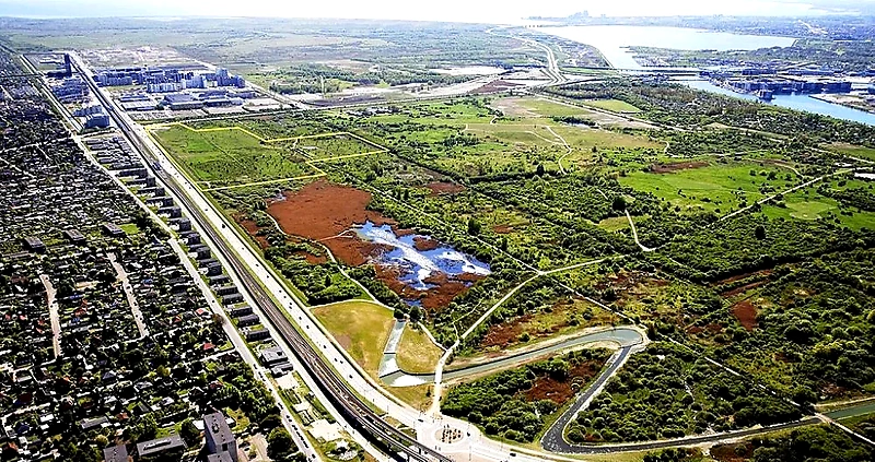 Luftoptagelse af Amager Fælled, der viser terrænet for trailløbet.