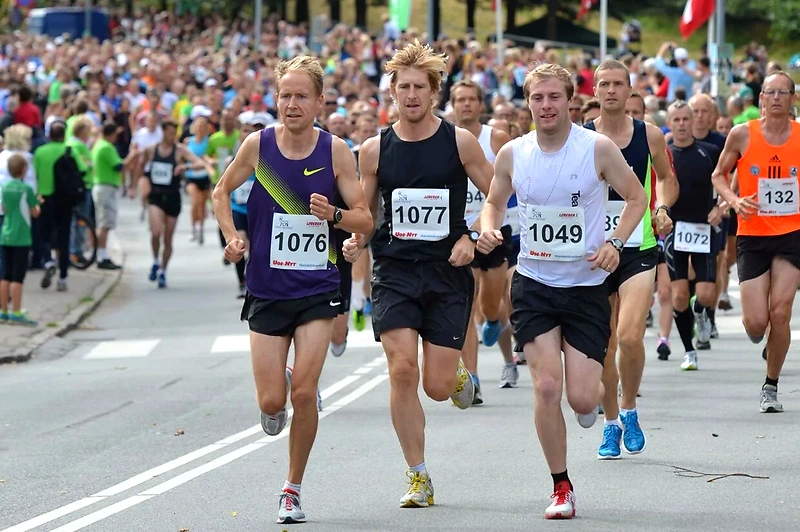 Løbere i Esrum Sø Rundt løb.