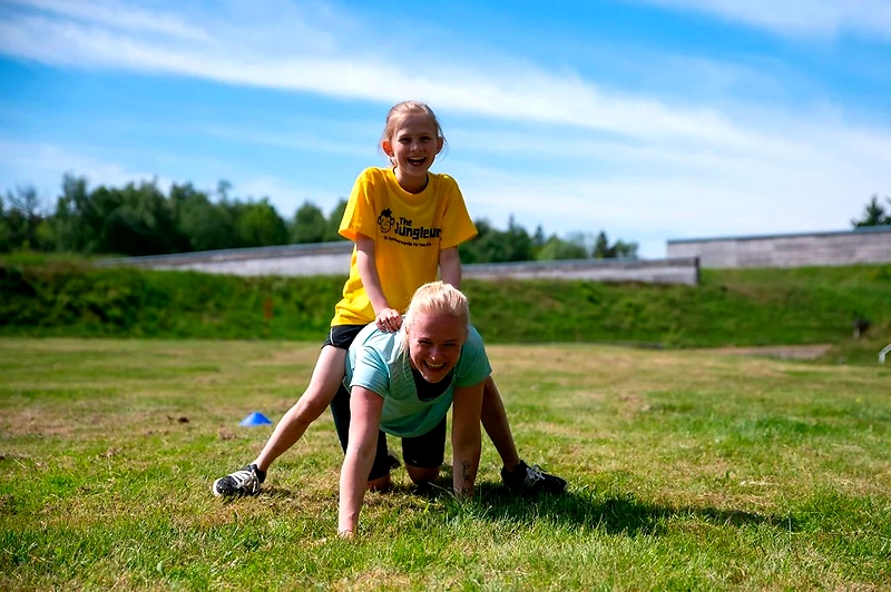 Familie sjov ved Junglerun Holstebro.