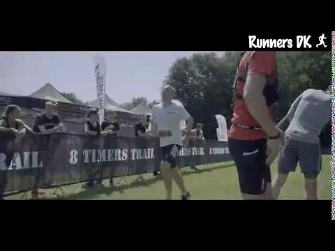 Løbere ved en trail løb. God stemning!