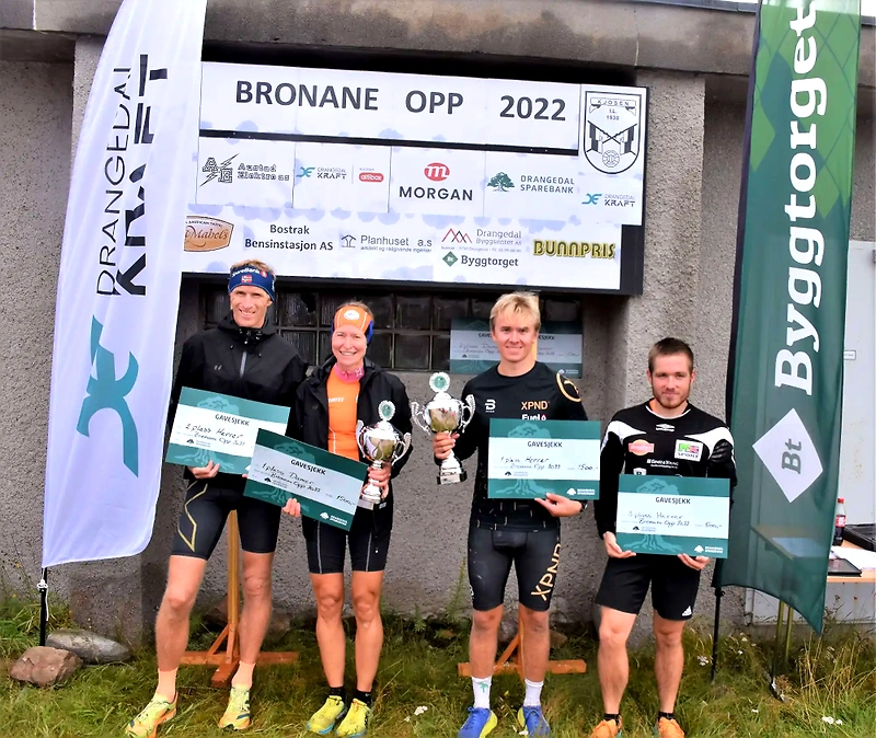 Winners of the Bronane Opp 2022 ran with prizes and sponsors.