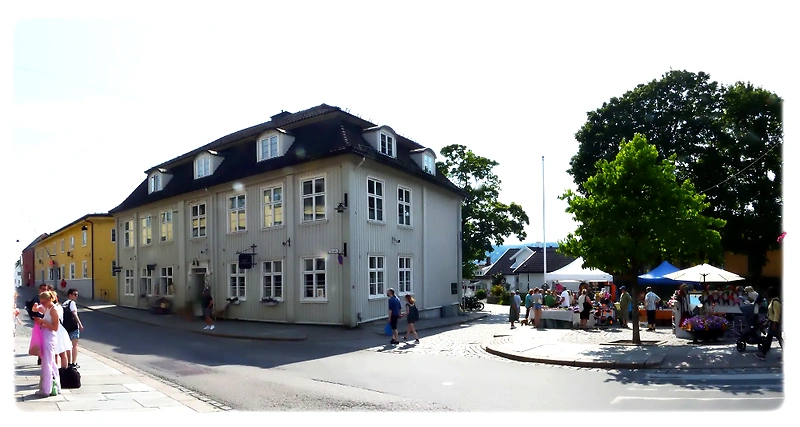 View over Drøbak Square, possible race venue for the Drøbak Race.
