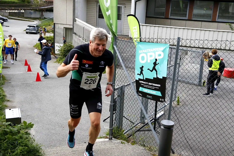 Runner in the Hanatrappen Uphill Race.