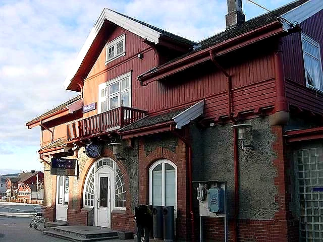 Verdal stasjon, startpunkt for Sprek Elveløpet.
