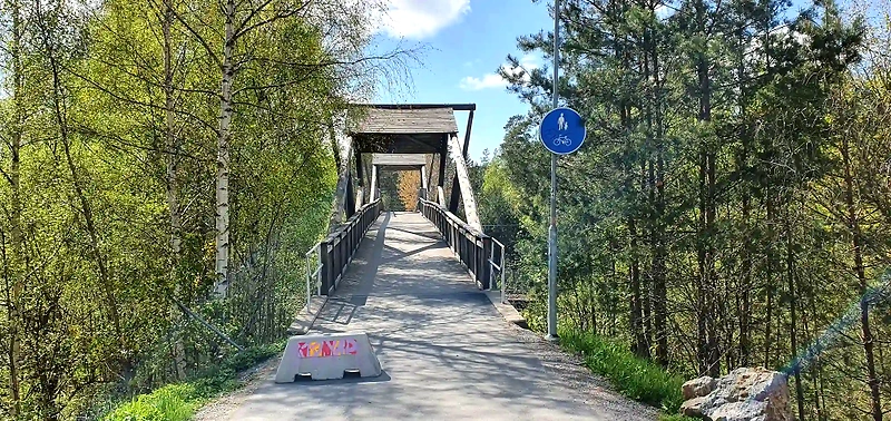 Bridge in the woods, potential running route.