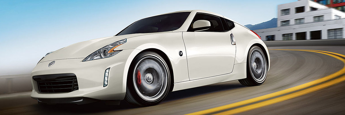 new nissan 370z-coupe