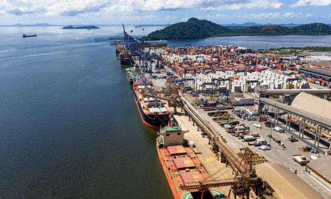 Coamo e Yara Brasil assinam memorando para estudar terminal portuário em Itapoá, SC
