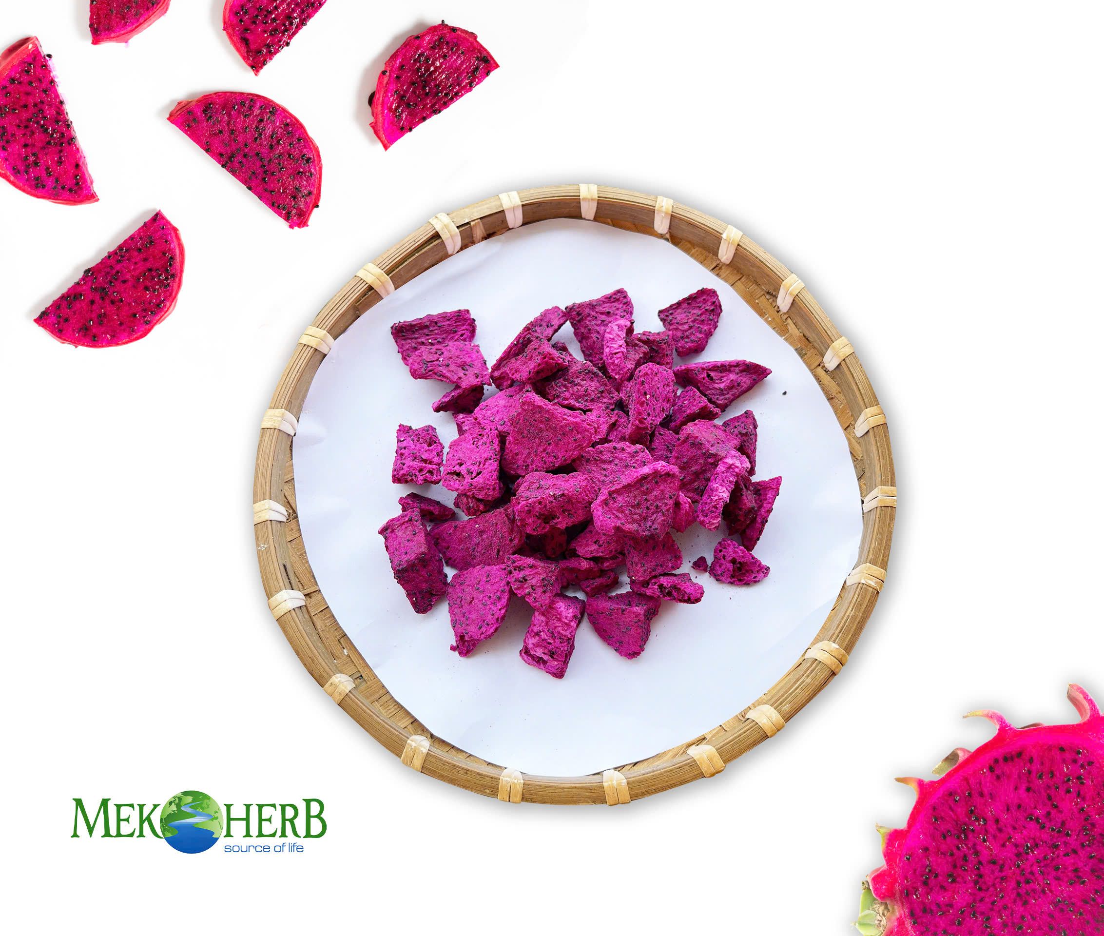 Freeze dried red dragon fruit 1