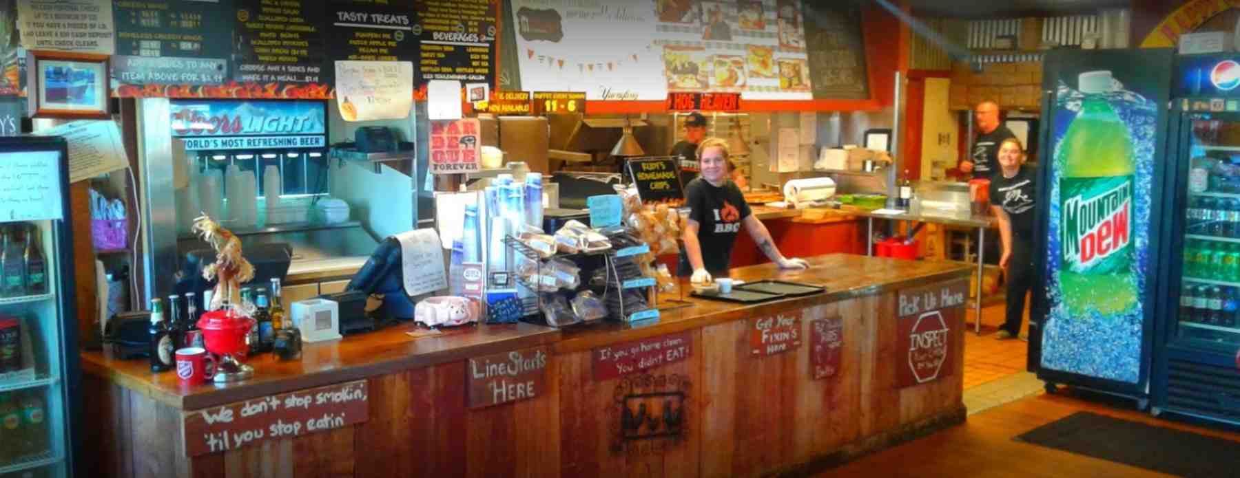 Friendly staff serving BBQ - bbq in springfield ohio Friendly staff serving BBQ - bbq in springfield ohio