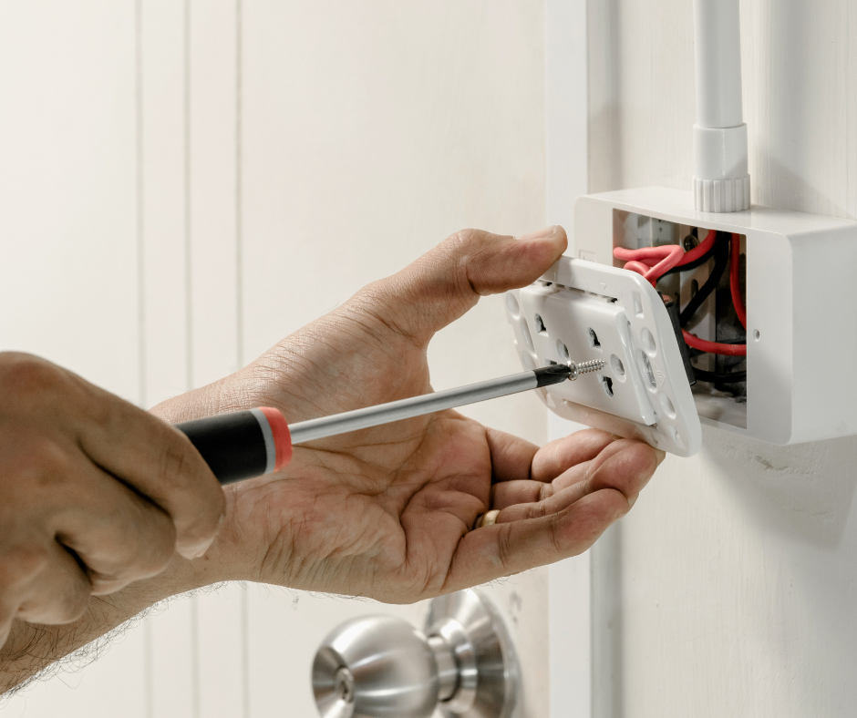 charred and melted electrical outlet - how can faulty wiring cause fires