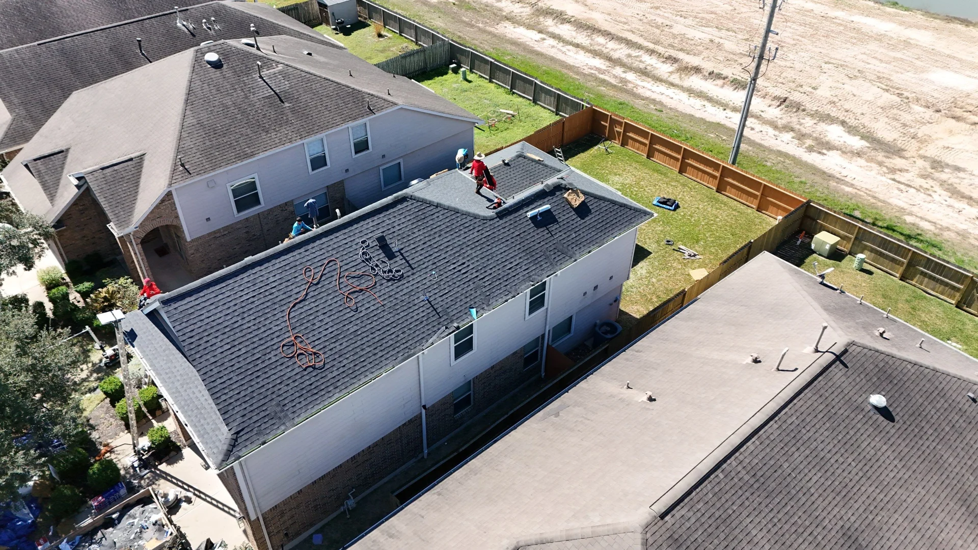 Architectural shingles installed on a Houston home