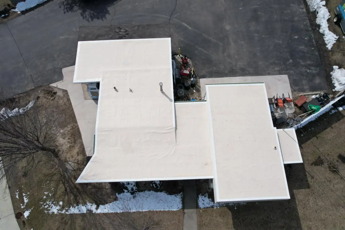 Professional commercial flat roof installation in Janesville - roofing janesville wisconsin Professional commercial flat roof installation in Janesville - roofing janesville wisconsin