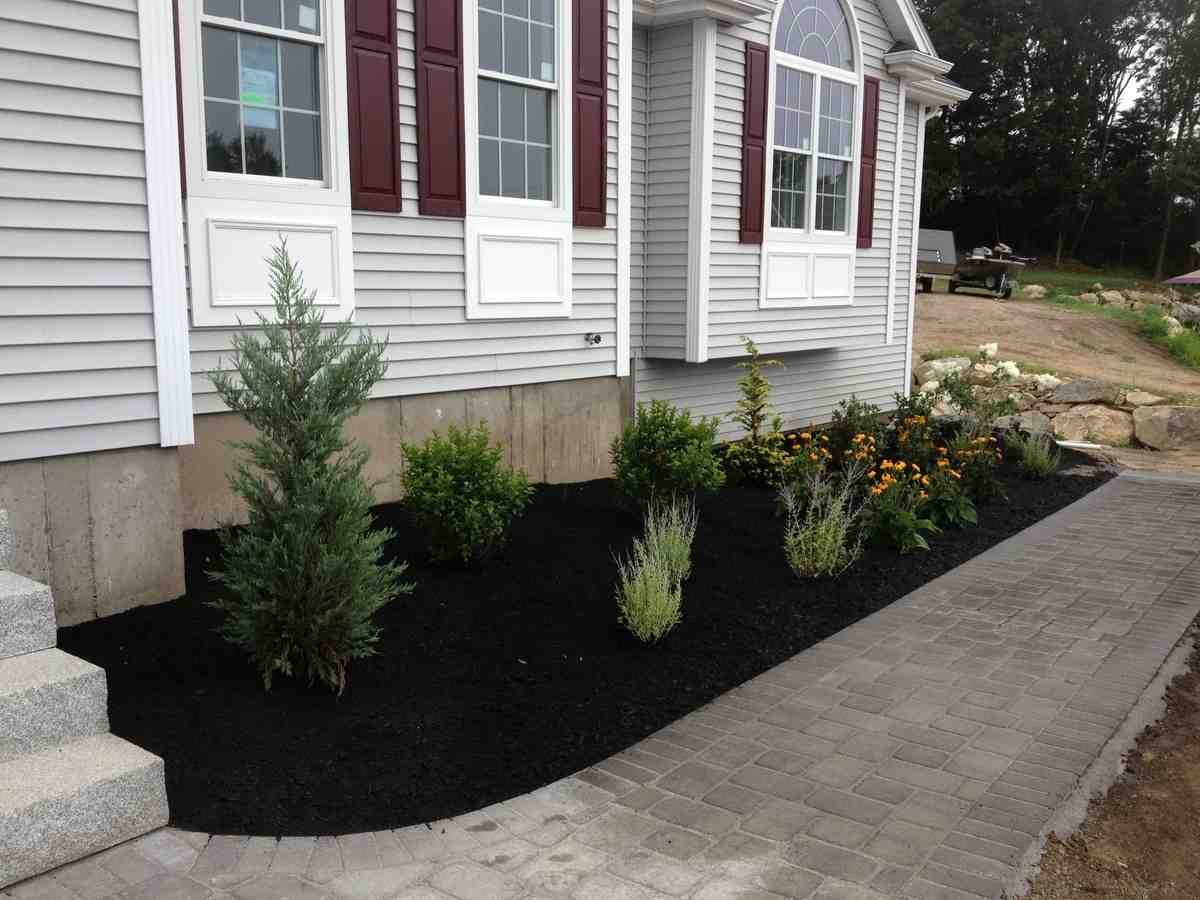 residential landscaping in Methuen MA - landscapers in methuen ma