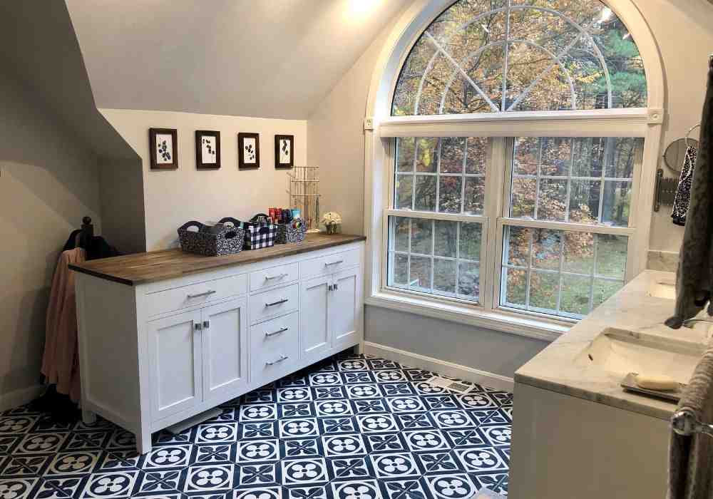 Bathroom vanity with new knobs and fresh paint - simple bathroom remodel