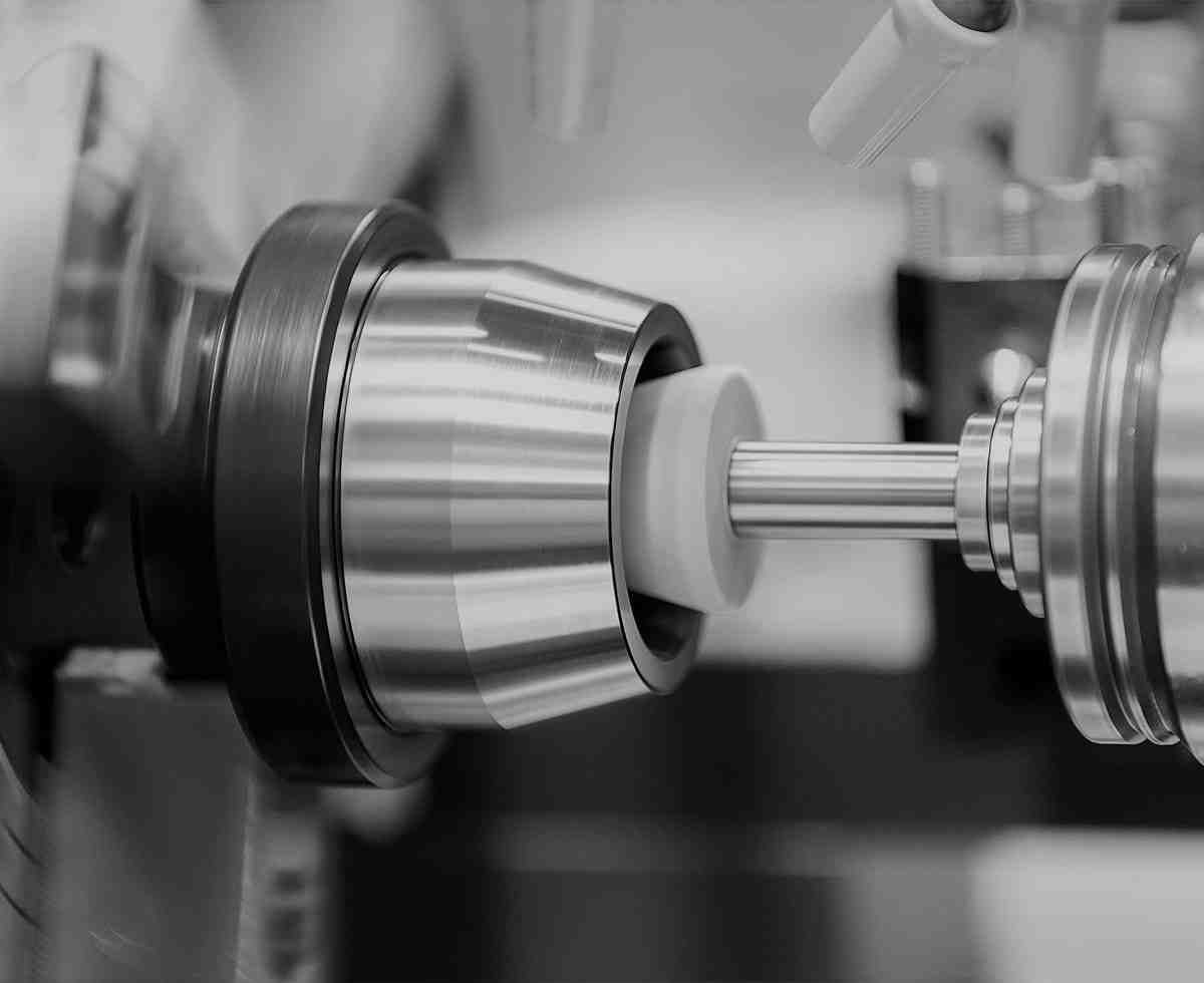 POORLY FINISHED METAL WORKPIECE NEXT TO PERFECTLY FINISHED ONE - HIGH SPEED SPINDLE BALANCING