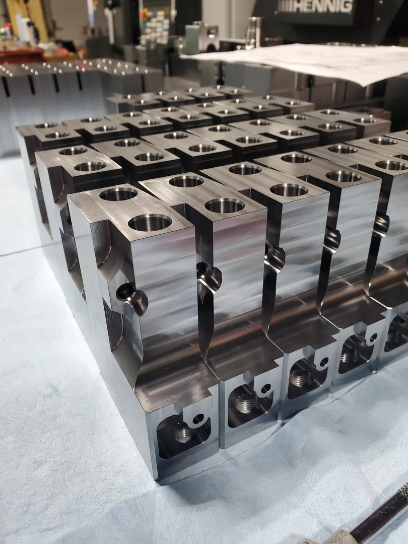 Multi-axis CNC setup machining complex geometry Multi-axis CNC setup machining complex geometry