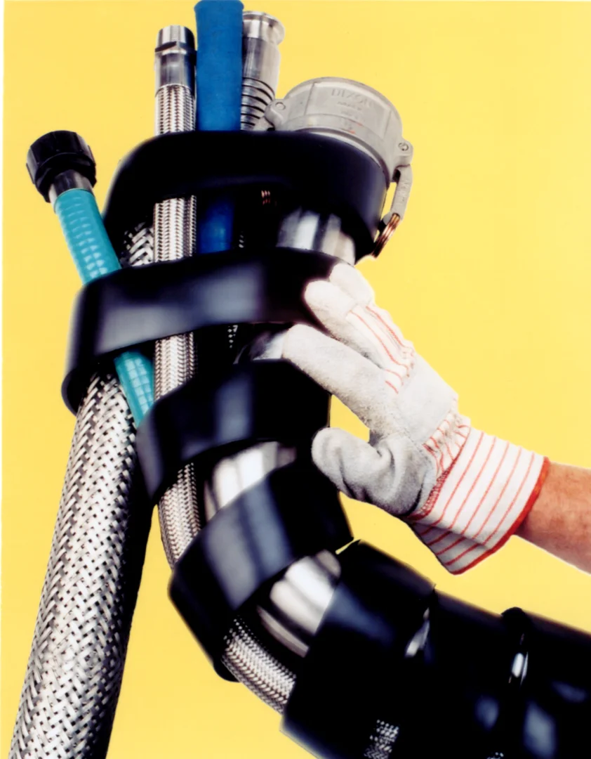 Vacuum and resin lines routed on composite mold Vacuum and resin lines routed on composite mold