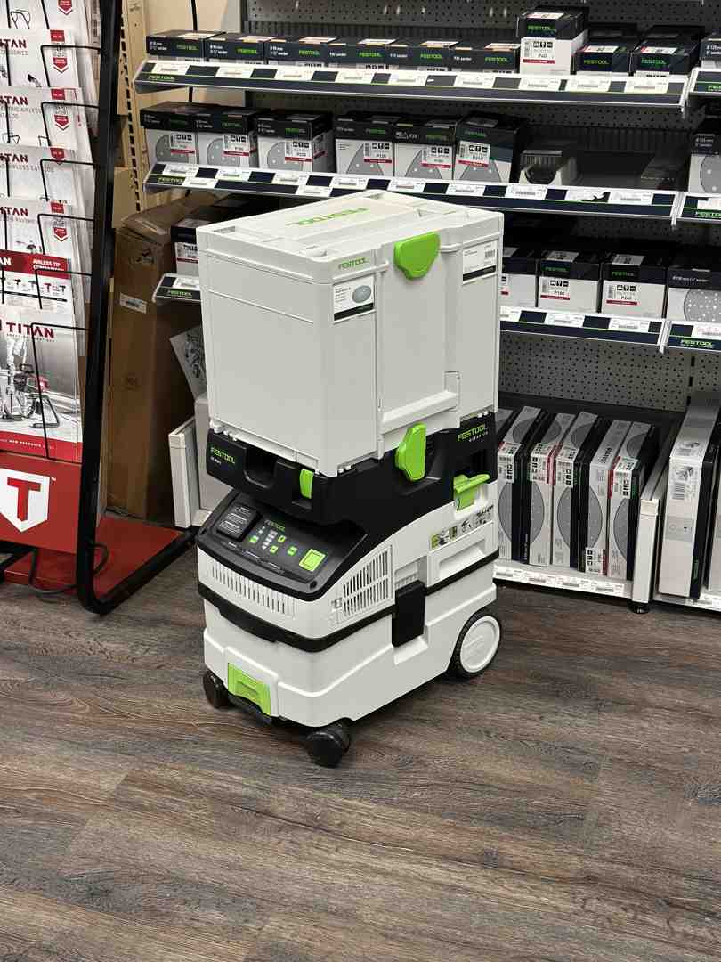 CTC SYS battery compartment showing dual 18V battery configuration - ct sys festool