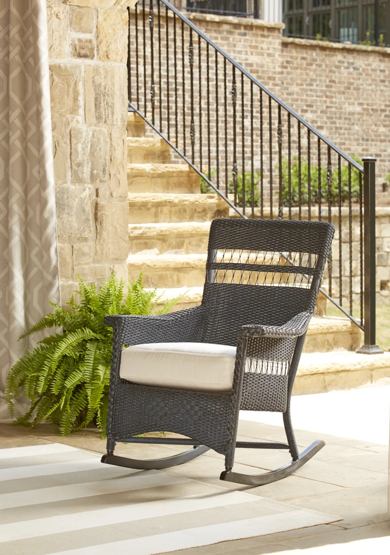 outdoor lawn rocking chair