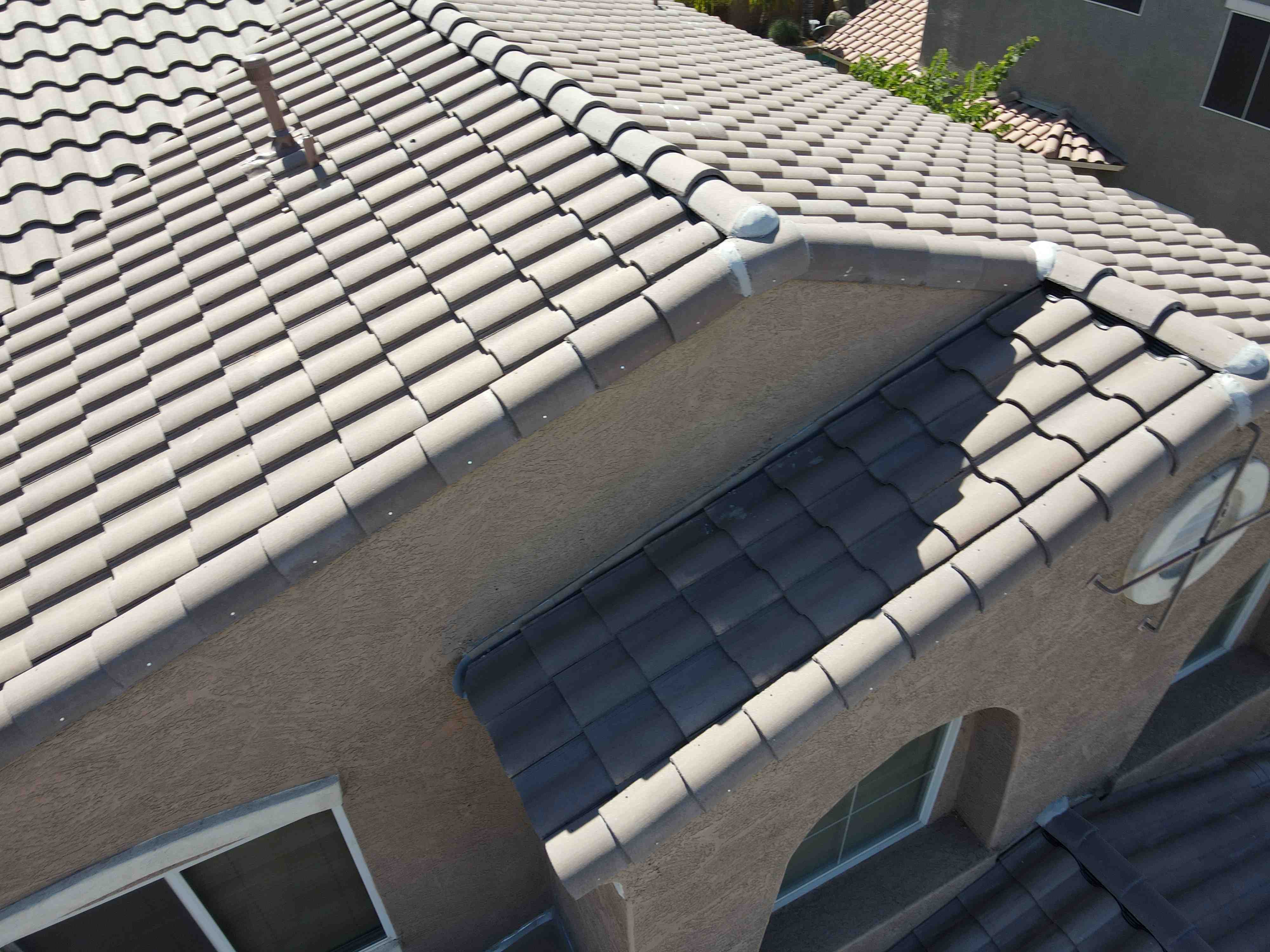 A picturesque tile roof on a home in Arizona - roofing repairs