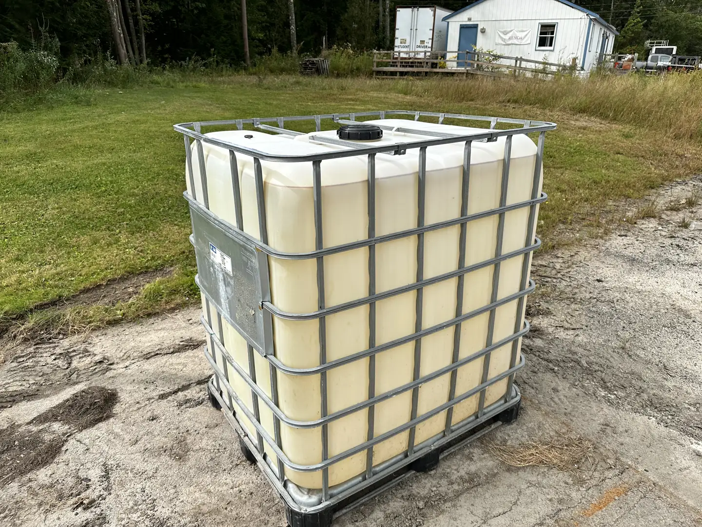Bulk storage and transport containers including IBCs and ISO tanks - hazmat container types Bulk storage and transport containers including IBCs and ISO tanks - hazmat container types